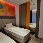 Fs - Family In The Center Of Apartment *