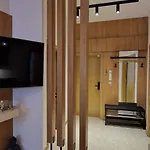 Apartment Fs - Family In The Center Of *
