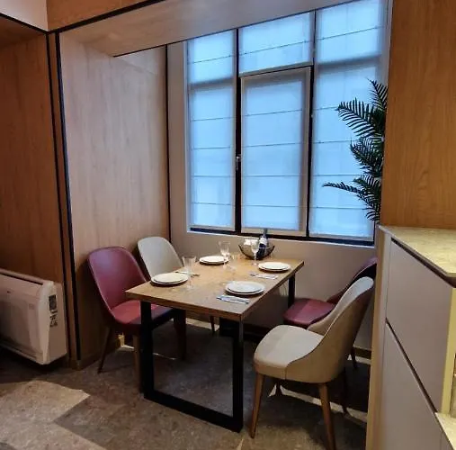 Fs - Family In The Center Of